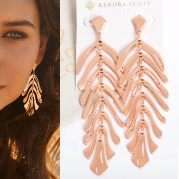 Kendra Scott Jewelry - Kendra Scott Lotus Statement Earrings